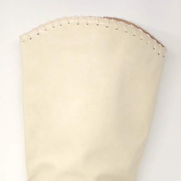 Journee Collection Daria Boots Bone Knee High Comfort Foam Size 9M - Picture 7 of 11